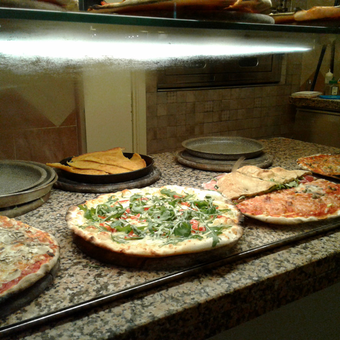 L’ANGOLO PIZZERIA